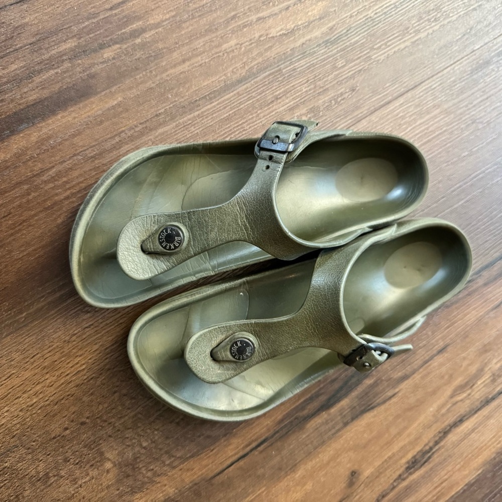Birkenstock Gizeh Essentials EVA khaki Thong Sandals